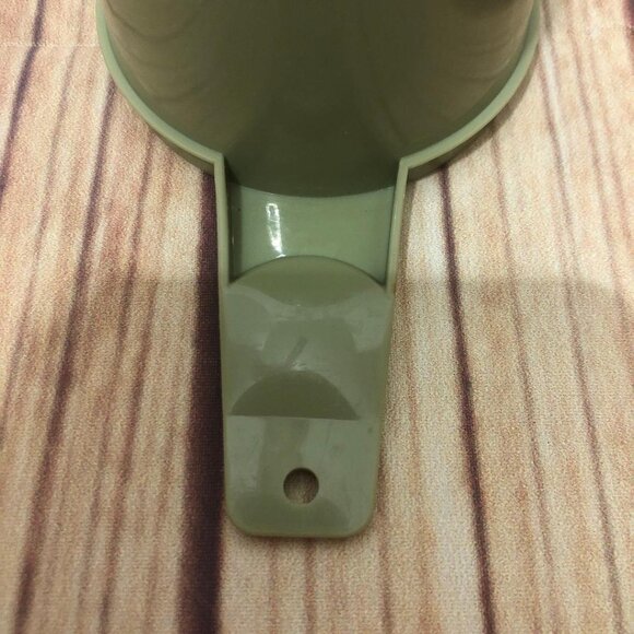 Vintage Tupperware Avocado Green Nesting Measuring Cup 3/4 CUP Replacement 762-5 - Picture 12 of 12